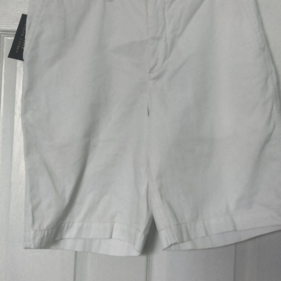 Shorts - Picture 1 of 4